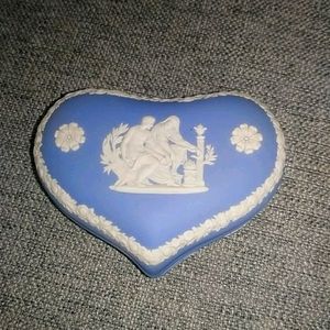 Wedgwood Heart Box